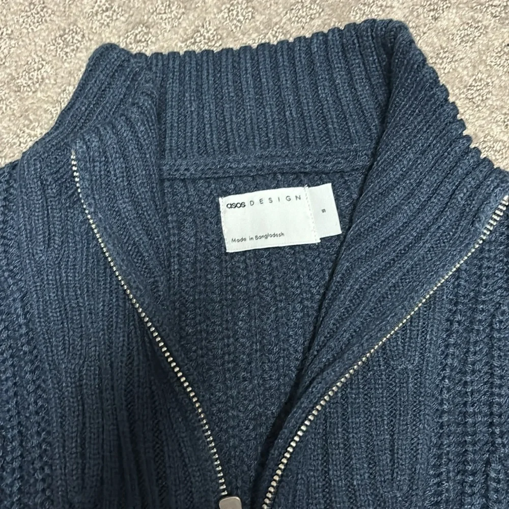 Asos Design Oversized Knitted Fisherman Rib 1/4 Zip Sweater Navy Small - Picture 4 of 6